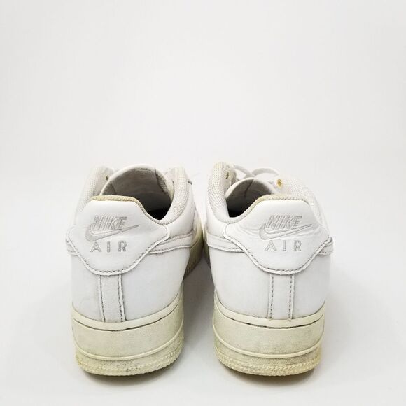 NIKE AIR FORCE 1 "AF1" LOW '07 Triple White  Sneakers. Size 7Y Women's Size 8.5 - Picture 8 of 10